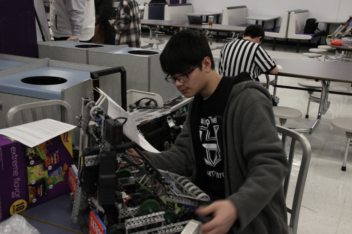 Hanks student fixes robot named” Kratos” after breaking down in the middle of the second round going up against school's team named ”Girl Boss.”